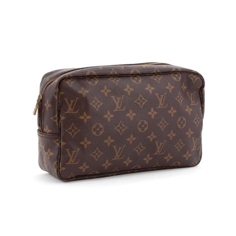 wash bag lv